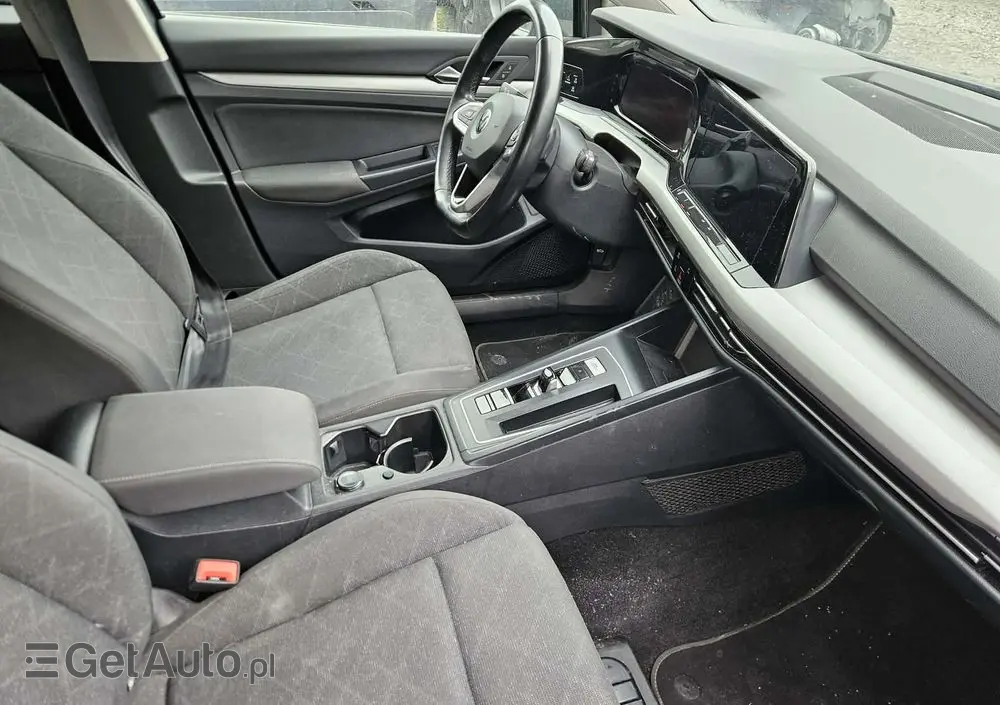 VOLKSWAGEN Golf 1.0 eTSI OPF DSG Life