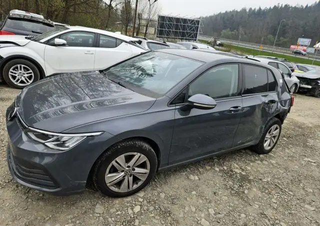 VOLKSWAGEN Golf 1.0 eTSI OPF DSG Life