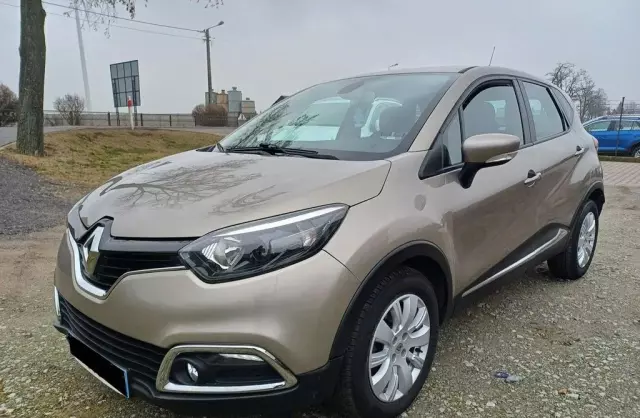 RENAULT Captur 