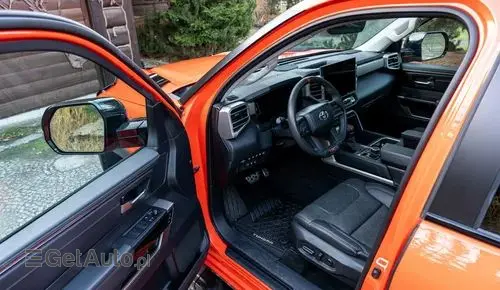 TOYOTA Tundra 