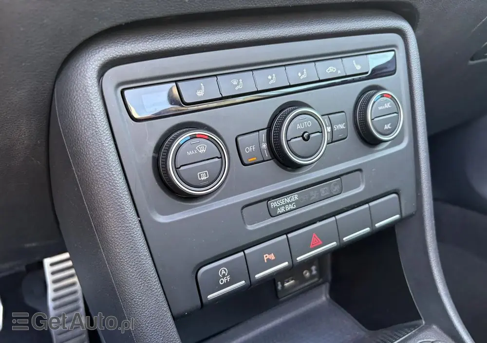 VOLKSWAGEN Beetle The Cabriolet 1.4 TSI (BlueMotion Tech) Design