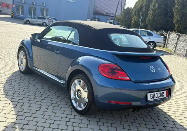VOLKSWAGEN Beetle The Cabriolet 1.4 TSI (BlueMotion Tech) Design