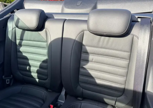 VOLKSWAGEN Beetle The Cabriolet 1.4 TSI (BlueMotion Tech) Design