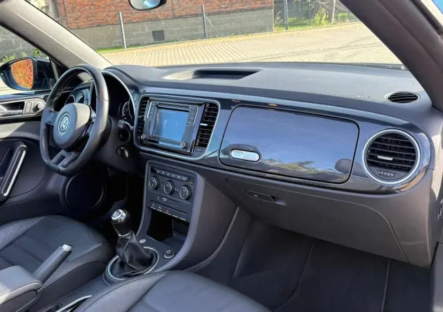 VOLKSWAGEN Beetle The Cabriolet 1.4 TSI (BlueMotion Tech) Design