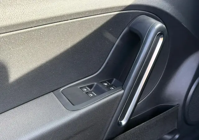 VOLKSWAGEN Beetle The Cabriolet 1.4 TSI (BlueMotion Tech) Design