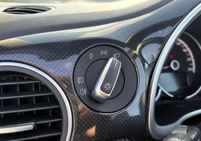 VOLKSWAGEN Beetle The Cabriolet 1.4 TSI (BlueMotion Tech) Design