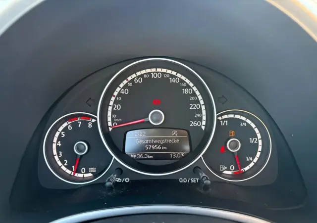 VOLKSWAGEN Beetle The Cabriolet 1.4 TSI (BlueMotion Tech) Design