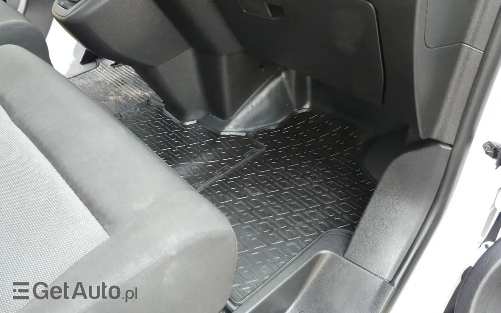 OPEL Vivaro BRYGADÓWKA 