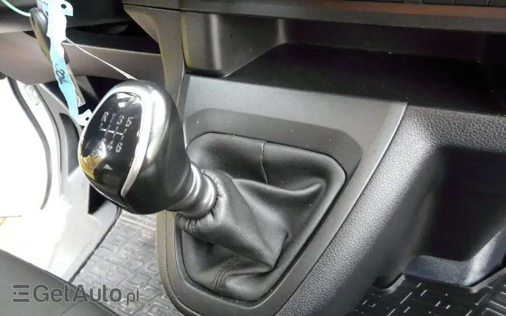 OPEL Vivaro BRYGADÓWKA 