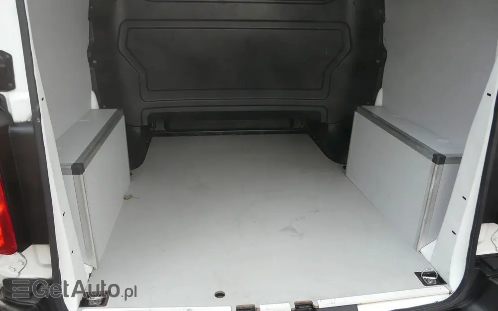 OPEL Vivaro BRYGADÓWKA 