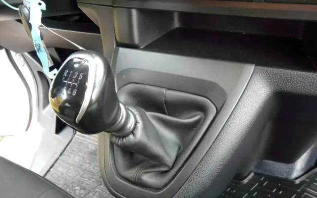 OPEL Vivaro BRYGADÓWKA 