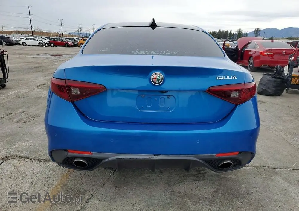 ALFA ROMEO Giulia 2.0 Turbo 16V AT8 Veloce Ti