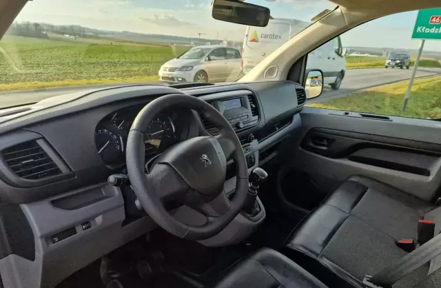 PEUGEOT Expert 