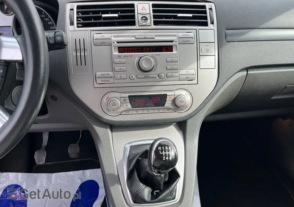 FORD Kuga 2.0 TDCi Titanium