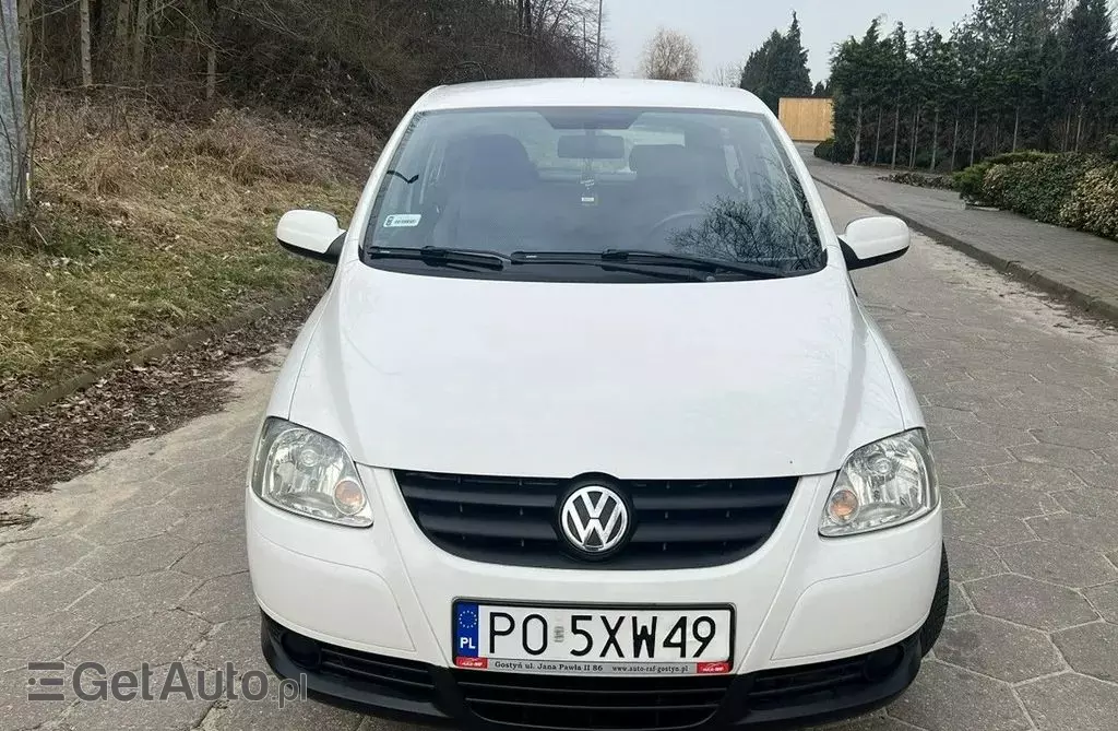 VOLKSWAGEN Fox 