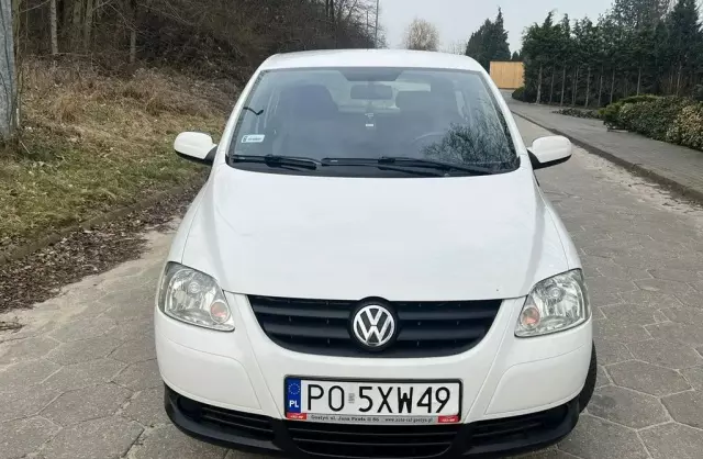 VOLKSWAGEN Fox 