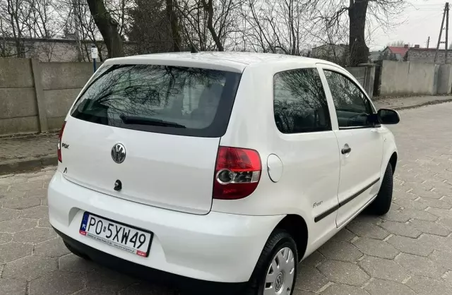 VOLKSWAGEN Fox 
