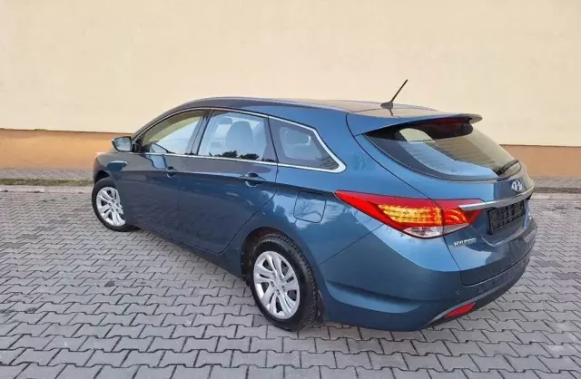 HYUNDAI I40 