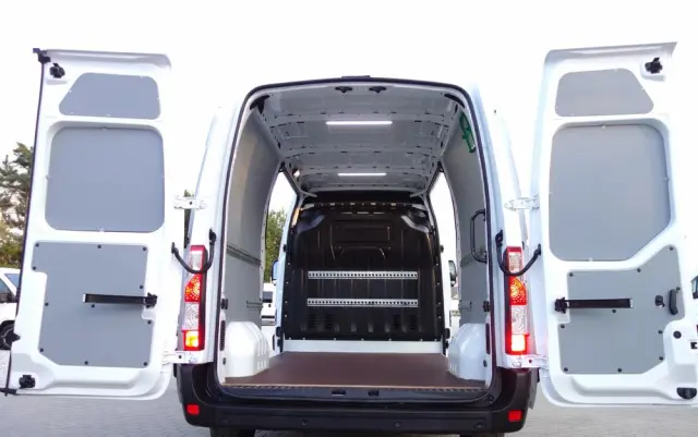 RENAULT Master  2.3 Dci 150 KM L2H2 Klima Kamera 