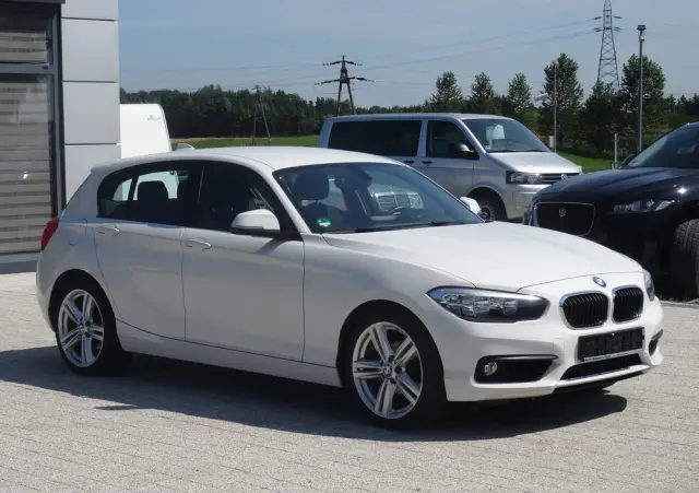 BMW Seria 1 118i Edition M Sport Shadow