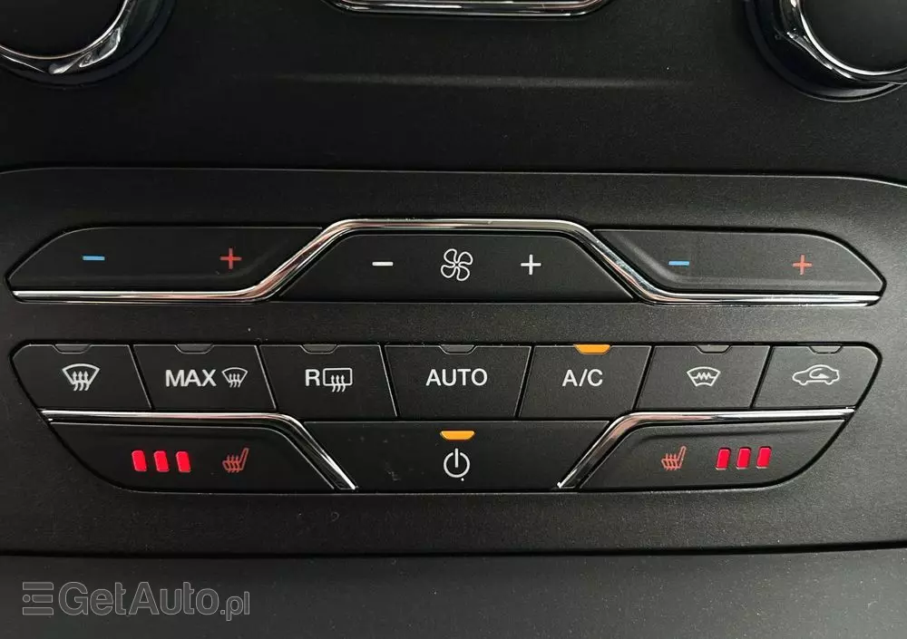 FORD S-Max 2.0 TDCi Titanium PowerShift