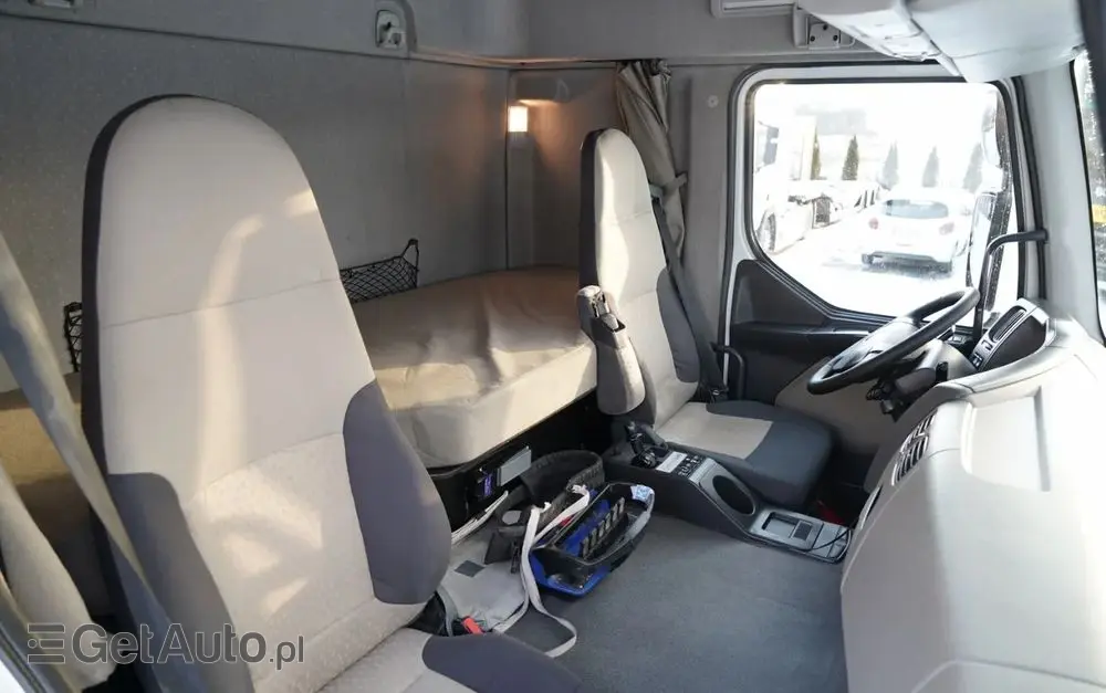 RENAULT PREMIUM LANDER 460 DXI / 4x2 / HDS FASSI F275A 2.6 / WYSIEG 17 m  / STEROWANIE RADIOWE 