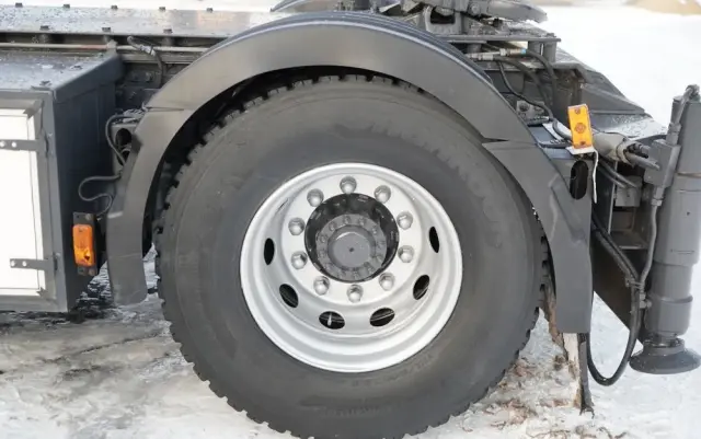 RENAULT PREMIUM LANDER 460 DXI / 4x2 / HDS FASSI F275A 2.6 / WYSIEG 17 m  / STEROWANIE RADIOWE 