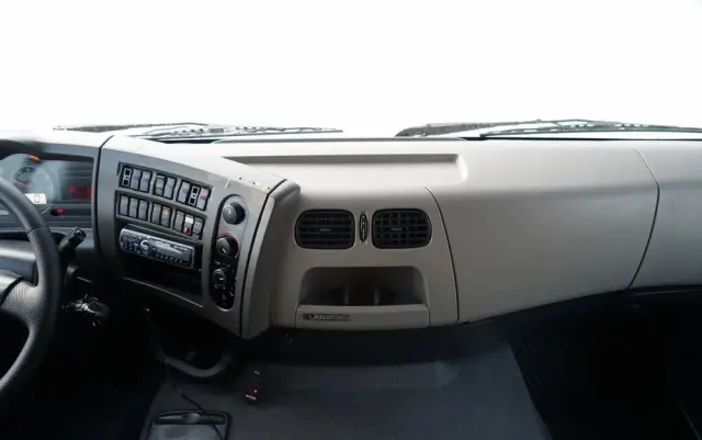 RENAULT PREMIUM LANDER 460 DXI / 4x2 / HDS FASSI F275A 2.6 / WYSIEG 17 m  / STEROWANIE RADIOWE 