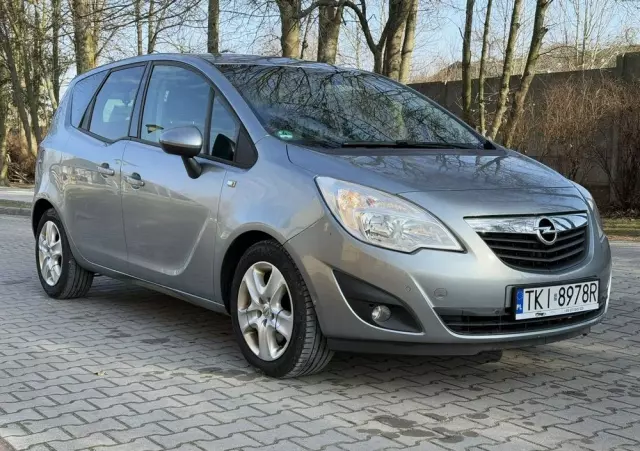 OPEL Meriva 