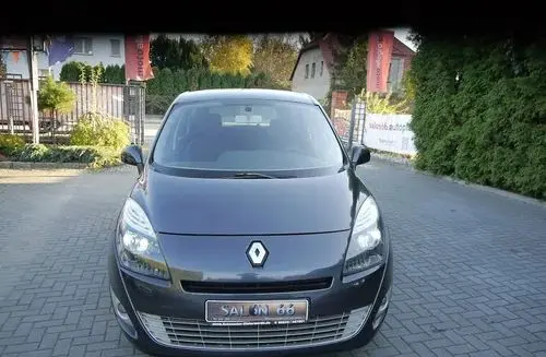 RENAULT Grand Scenic 