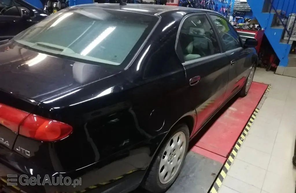 ALFA ROMEO 166 