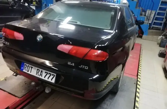 ALFA ROMEO 166 
