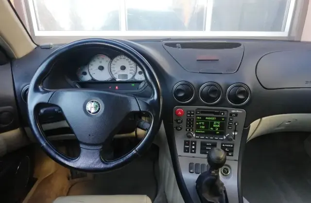 ALFA ROMEO 166 