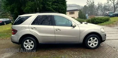 MERCEDES-BENZ ML 