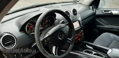 MERCEDES-BENZ ML 