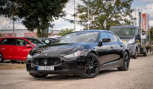 MASERATI Ghibli 