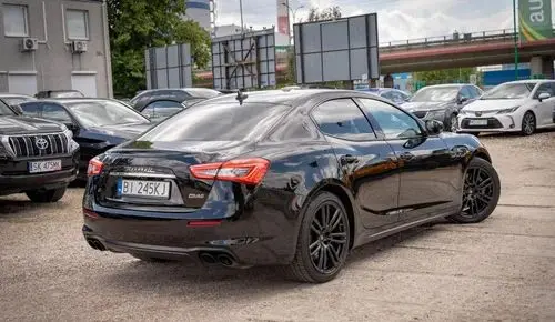 MASERATI Ghibli 