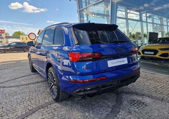 AUDI SQ7 