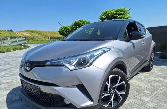 TOYOTA C-HR 