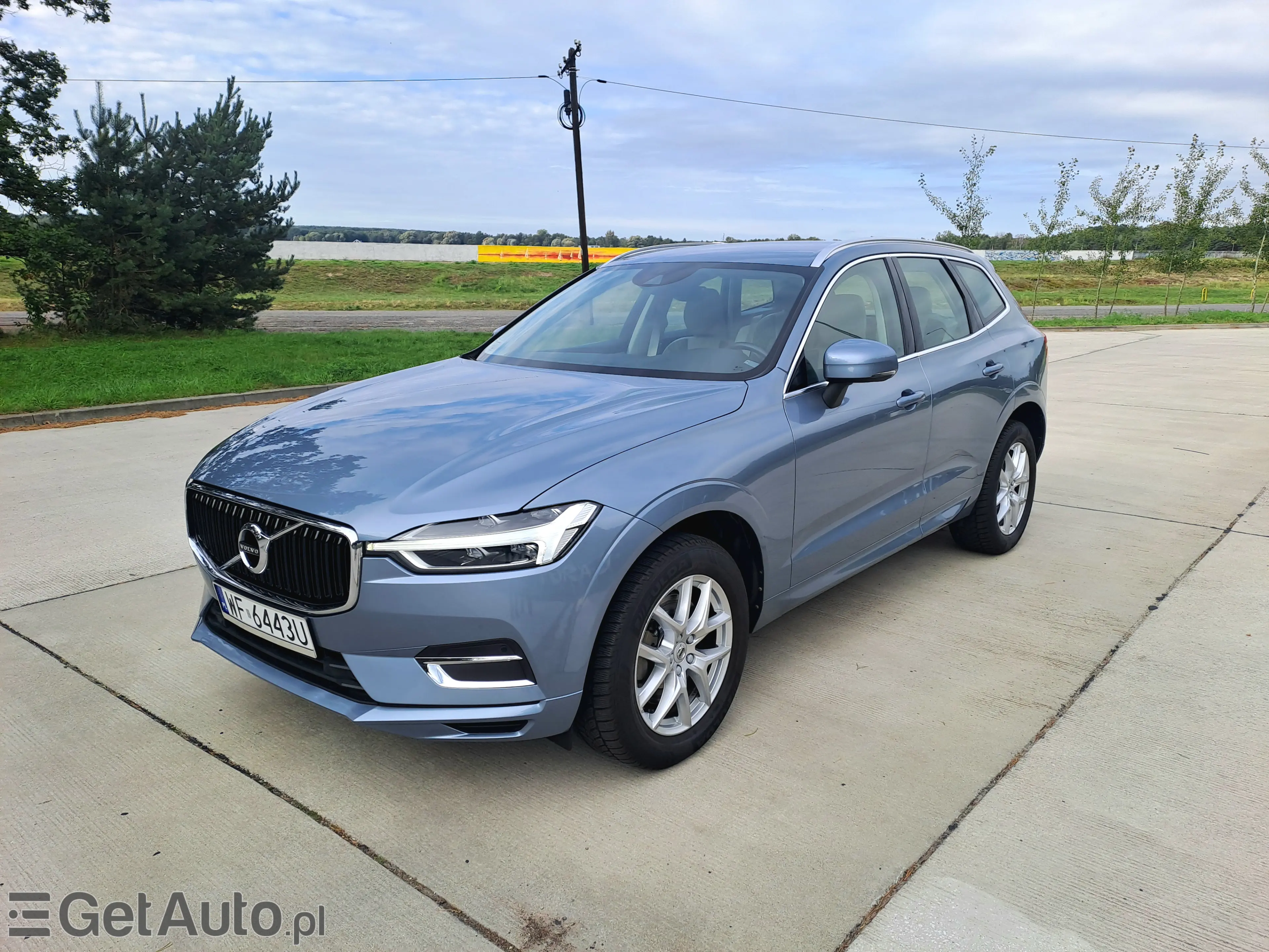 VOLVO Xc 60 Momentum Pro AWD