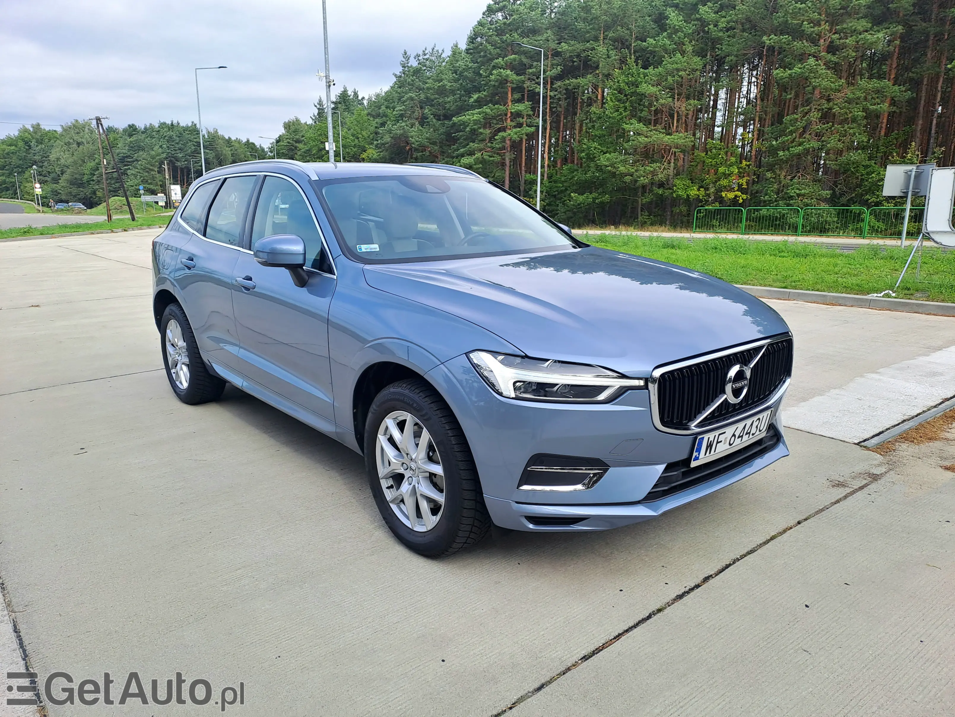 VOLVO Xc 60 Momentum Pro AWD
