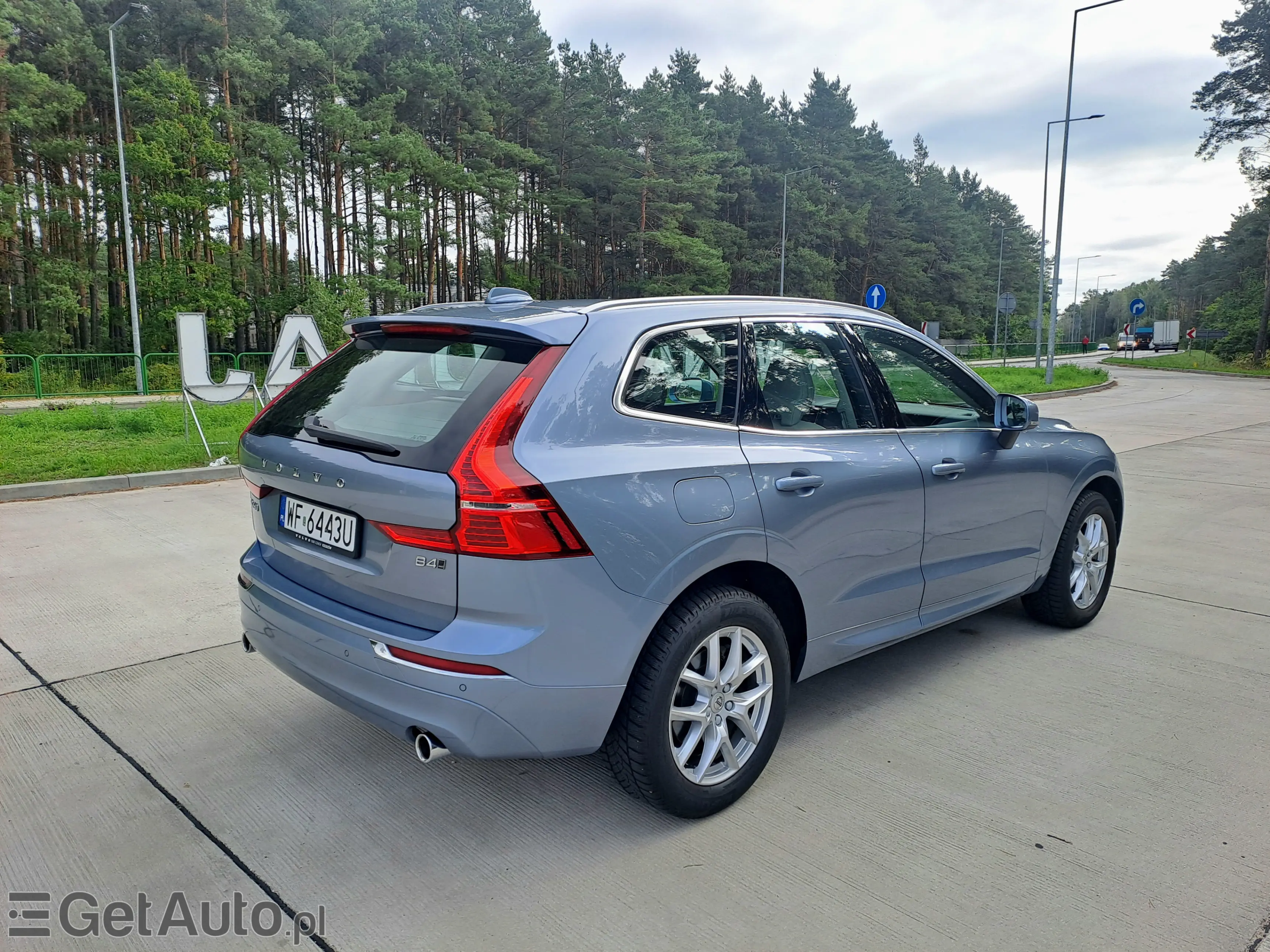 VOLVO Xc 60 Momentum Pro AWD
