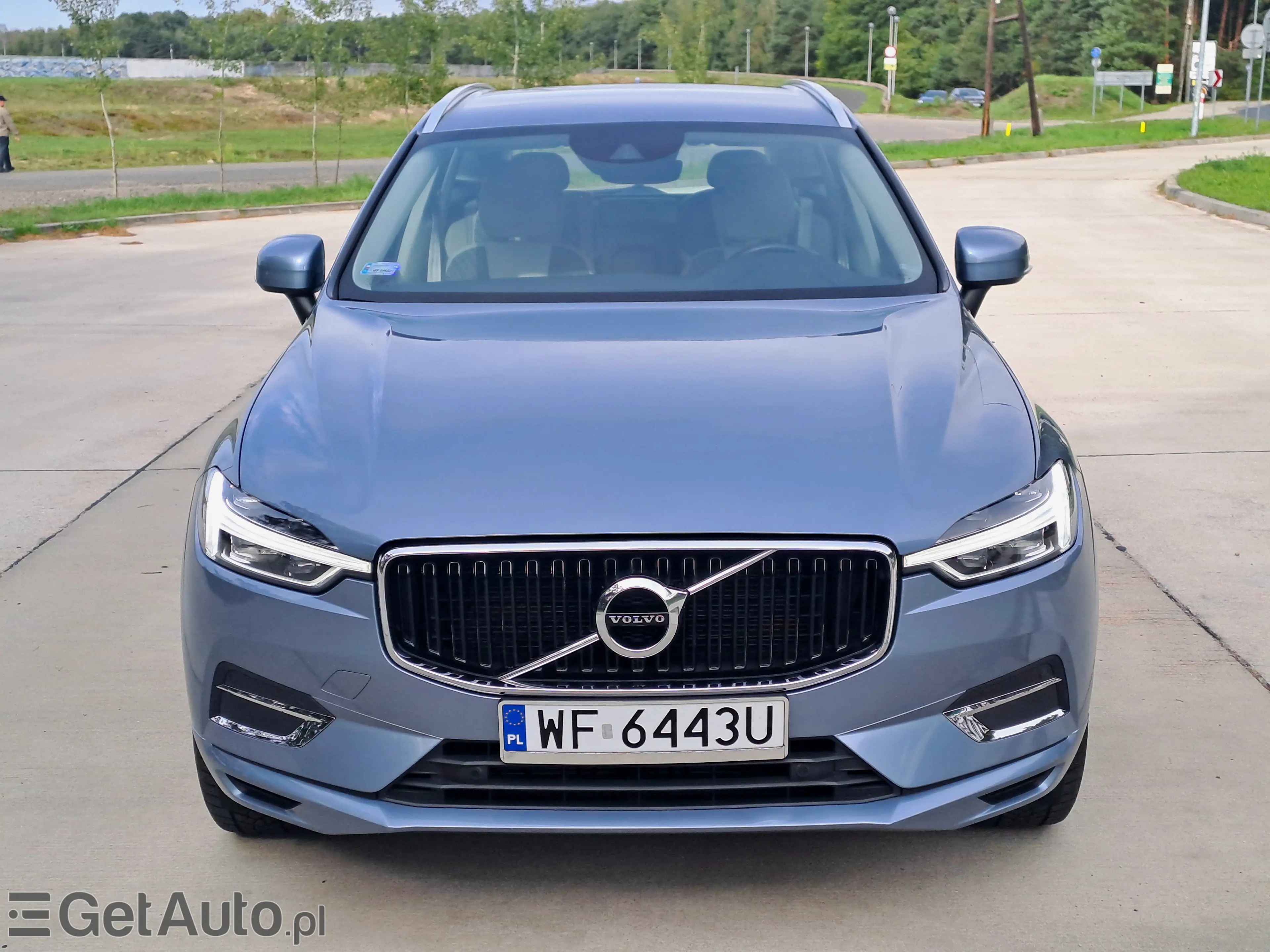 VOLVO Xc 60 Momentum Pro AWD