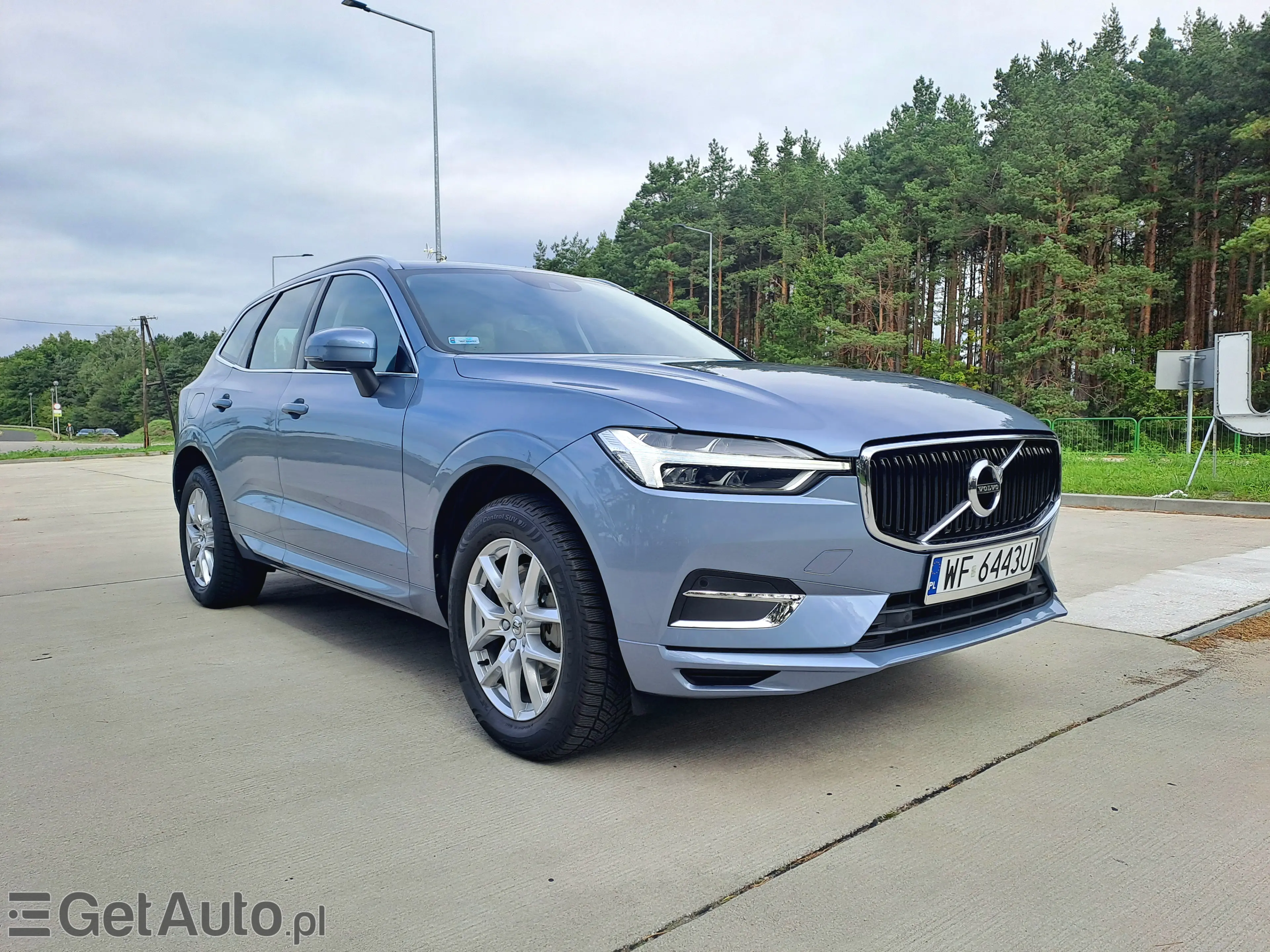 VOLVO Xc 60 Momentum Pro AWD