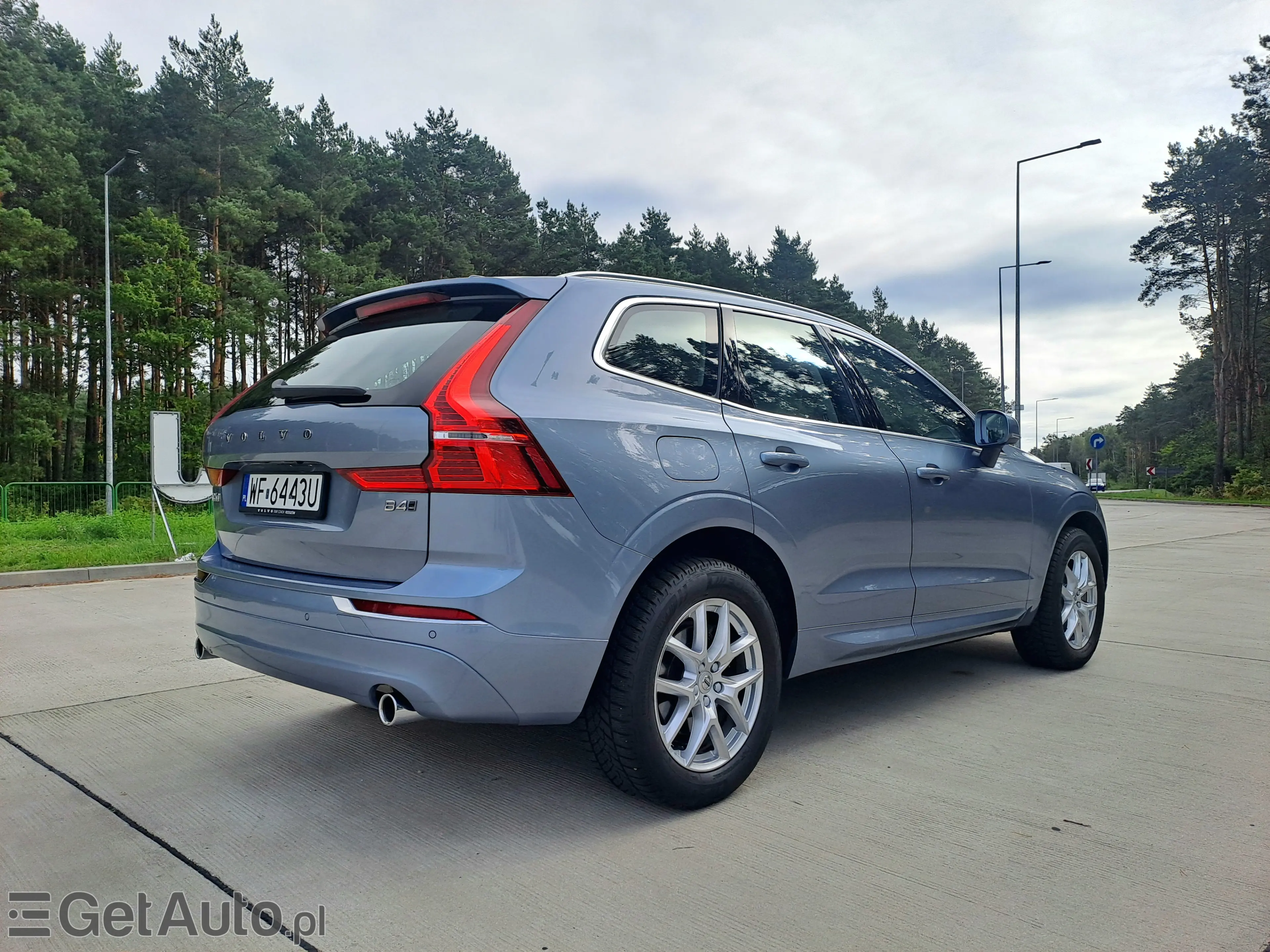 VOLVO Xc 60 Momentum Pro AWD