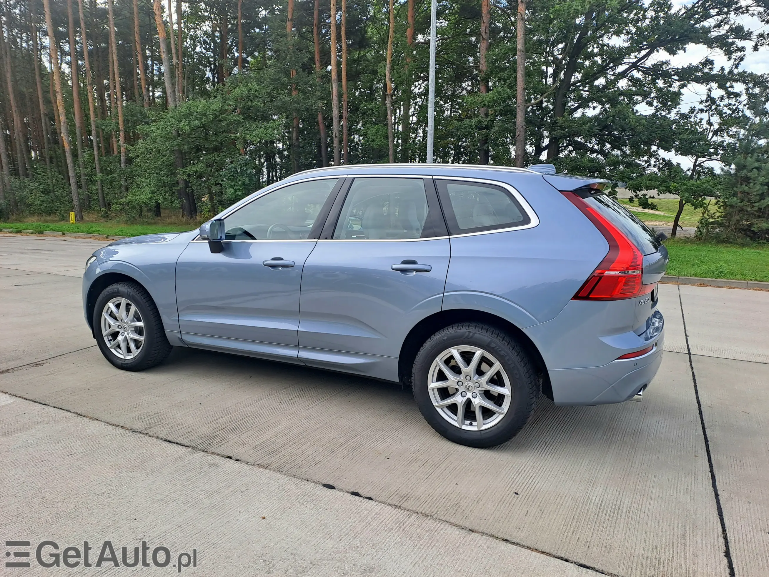 VOLVO Xc 60 Momentum Pro AWD