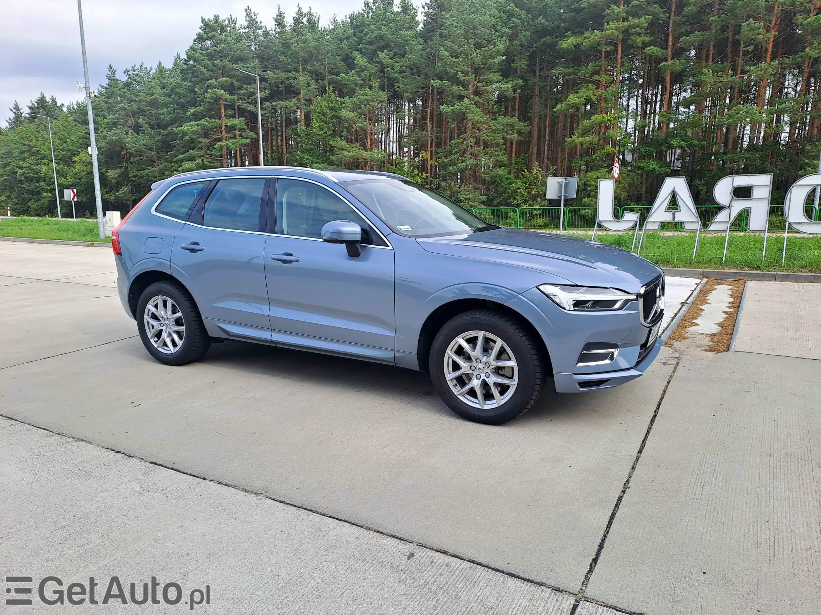 VOLVO Xc 60 Momentum Pro AWD