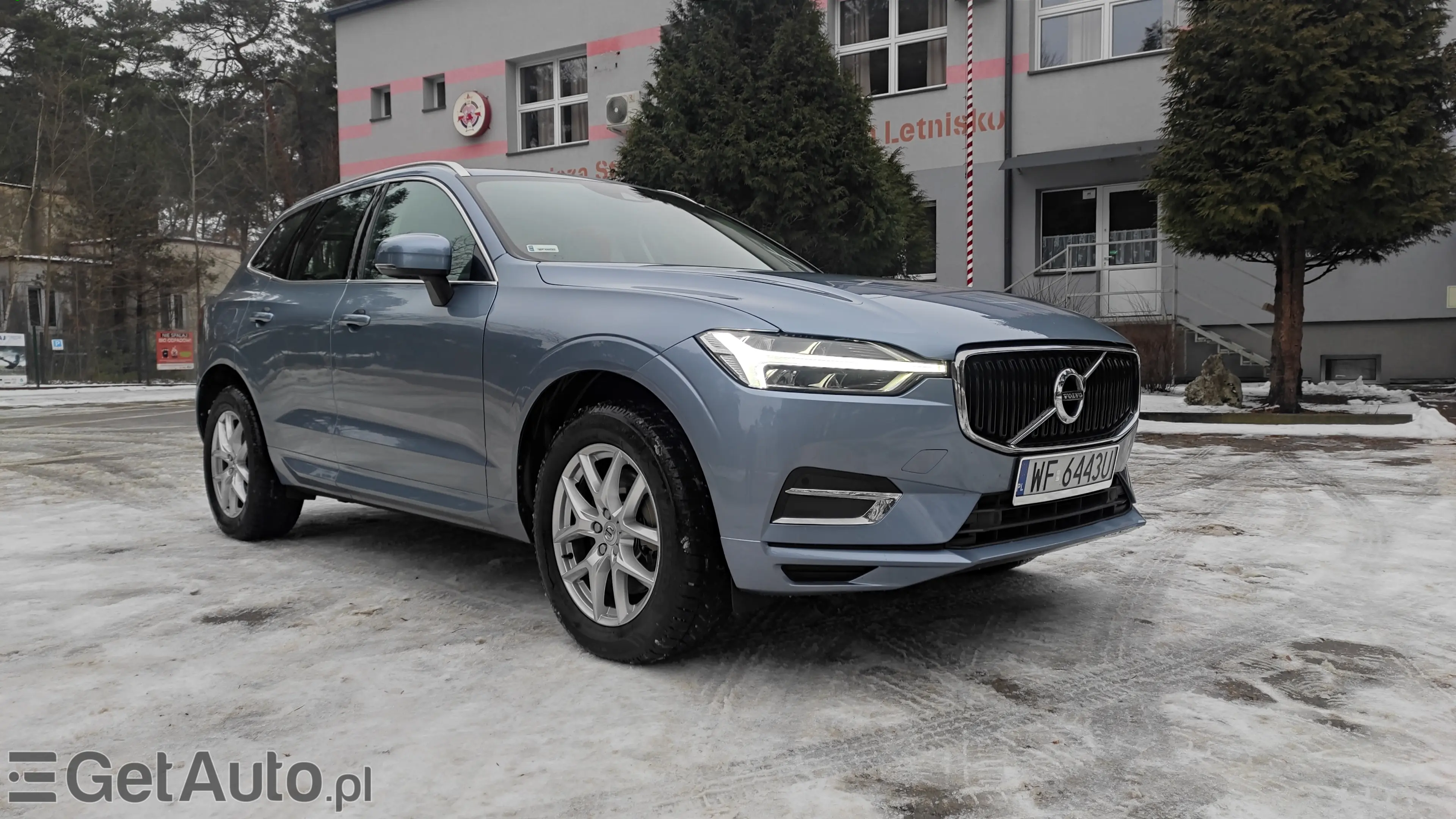 VOLVO Xc 60 Momentum Pro AWD