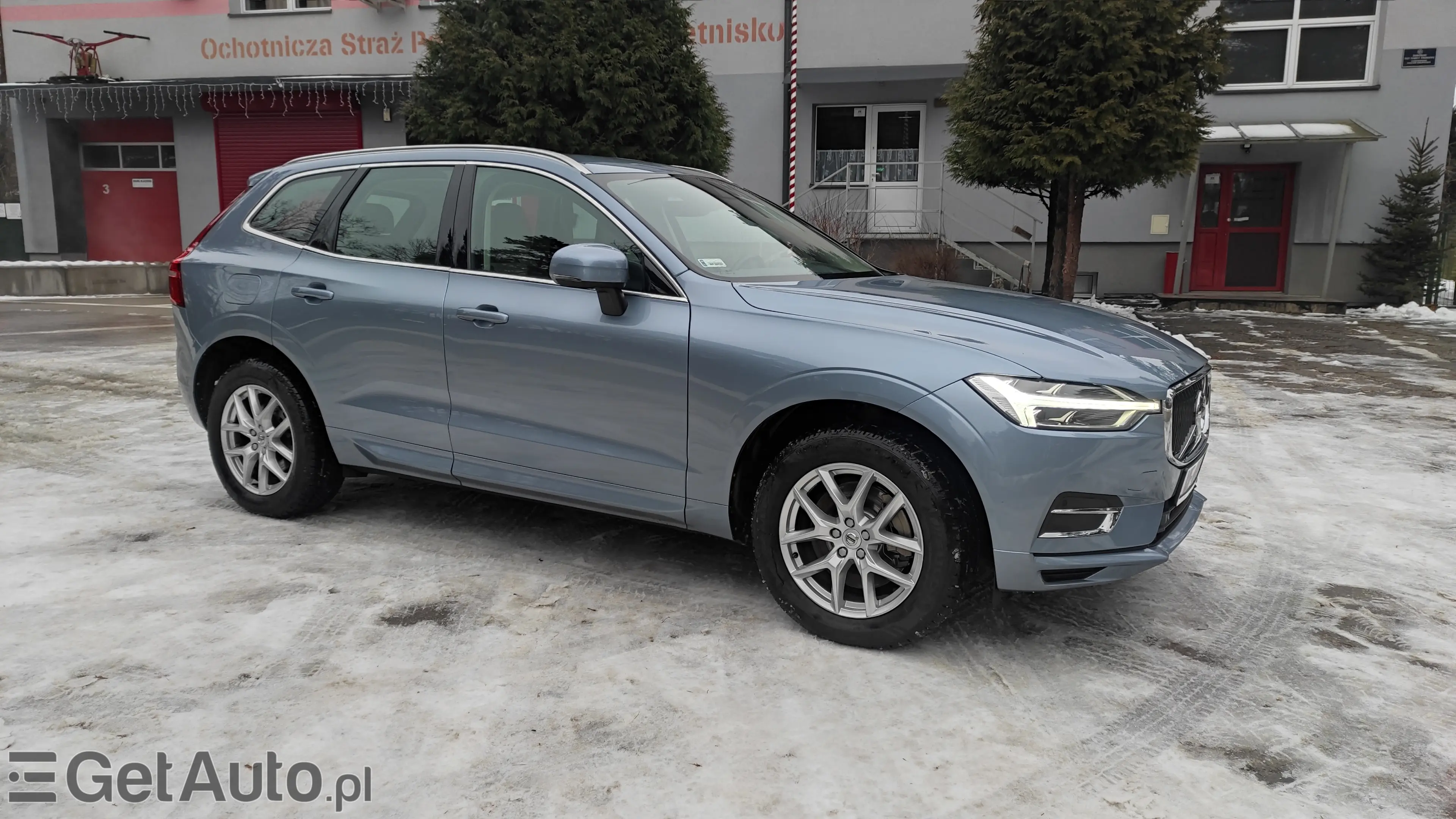 VOLVO Xc 60 Momentum Pro AWD