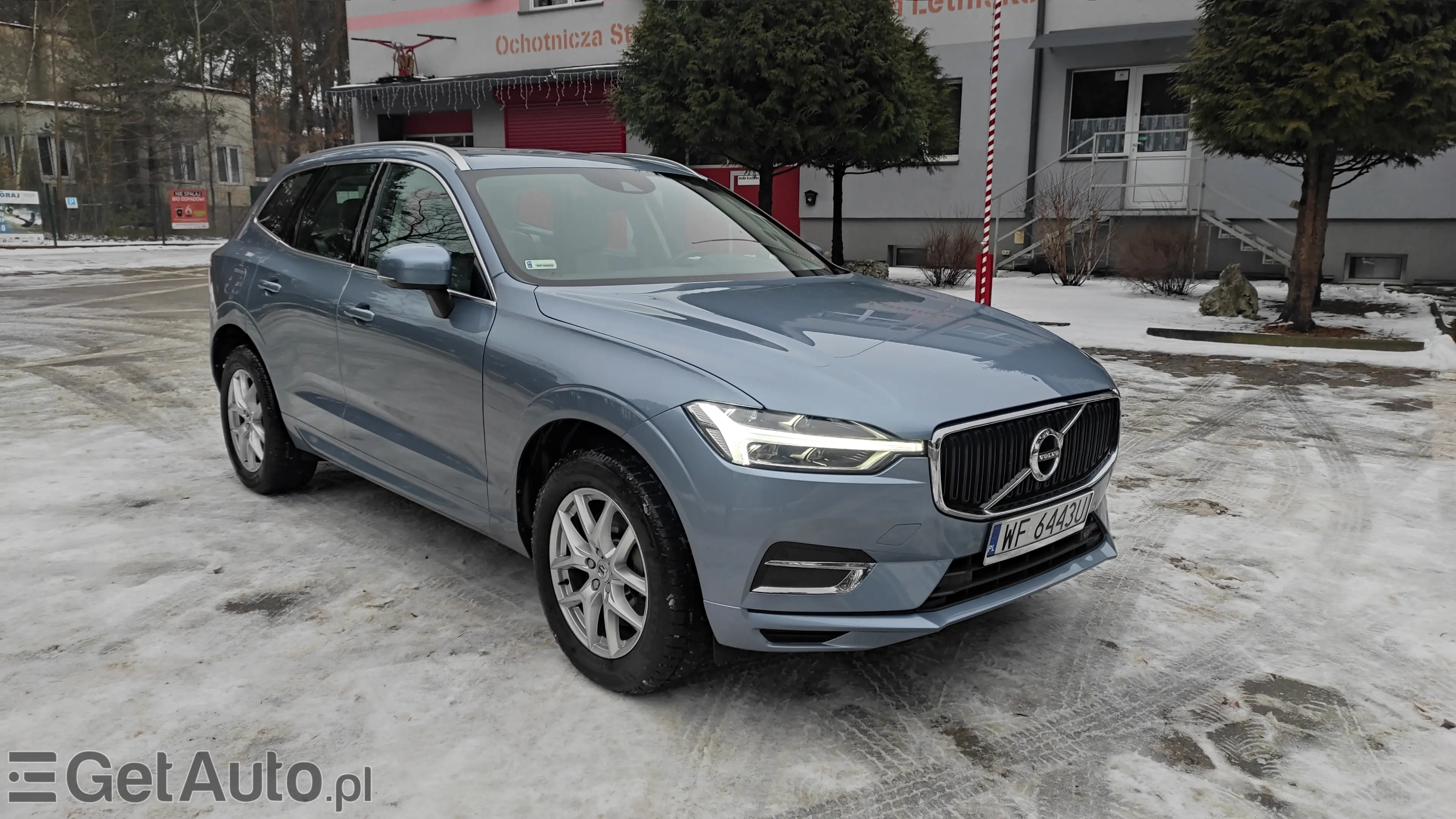 VOLVO Xc 60 Momentum Pro AWD